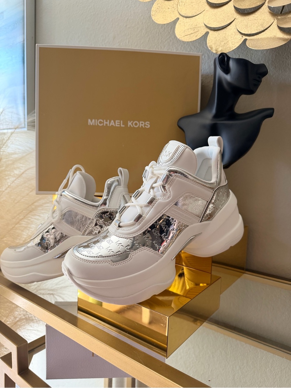 🎀 Michael Kors Women's White Metallic Logo Platform Sneakers